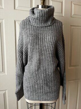 Vince Camuto Oversized Turtleneck Cowl Neck Sweater Size S New with Tags
